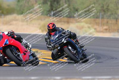 media/Oct-03-2022-Moto Forza (Mon) [[5f077a3730]]/Advanced Group/Session 3 (Turn 3)/